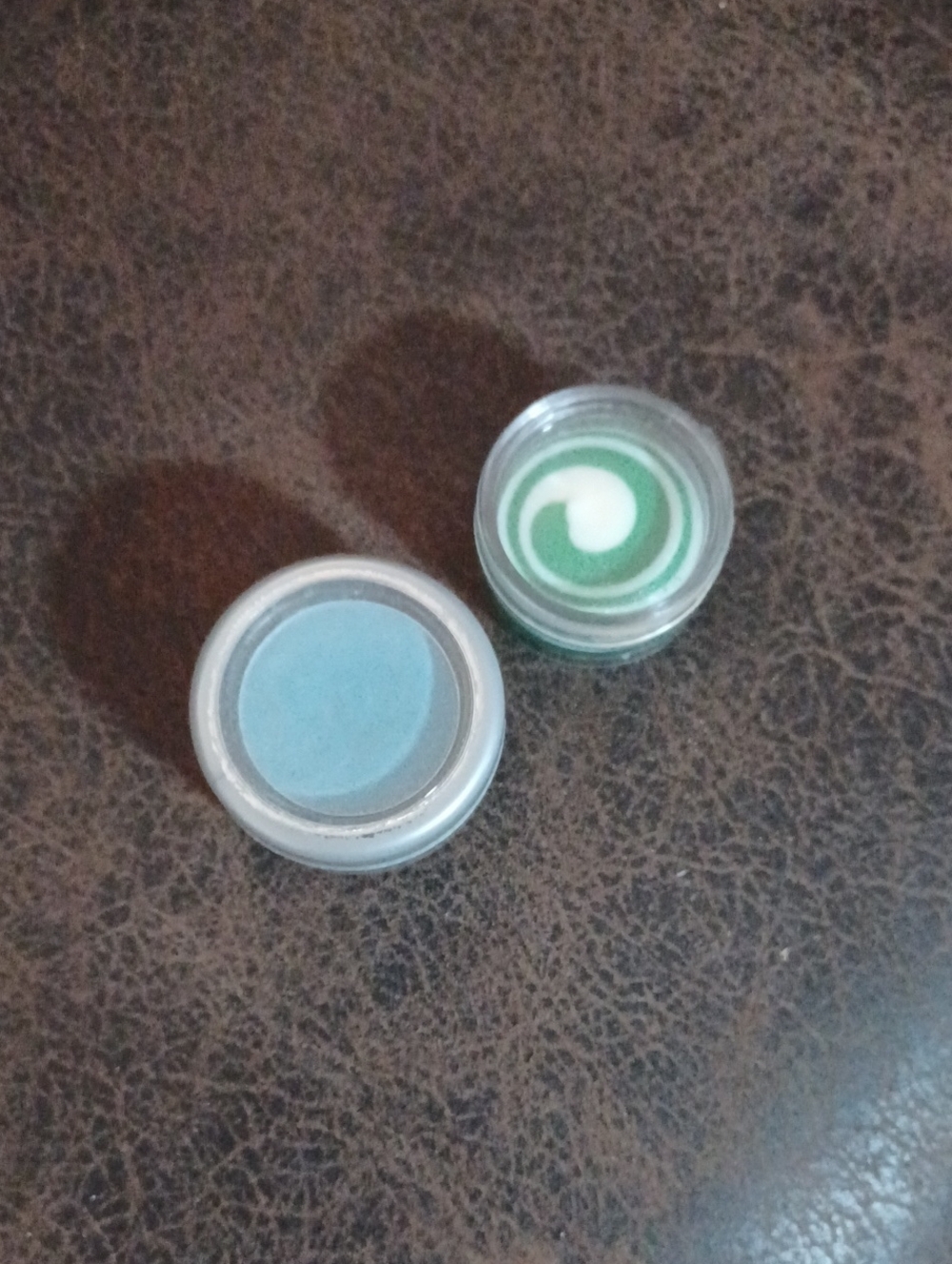 Free Add-on New Blue Eyeshadow & Green Swirl Lip Gloss